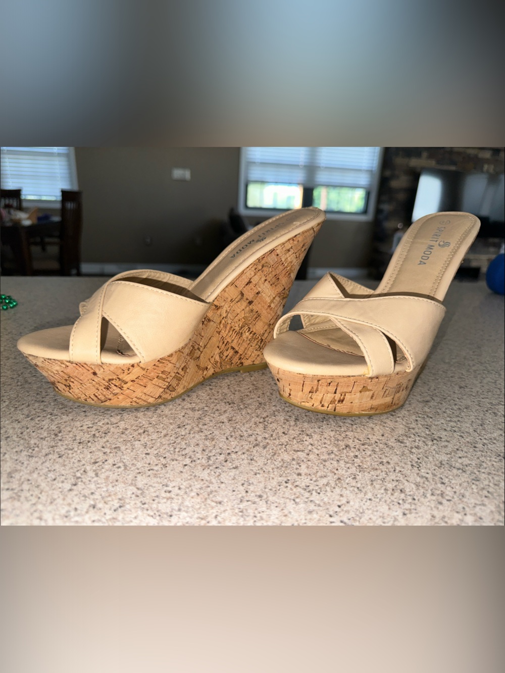 NWOB Spirit Moda Beige Cork Wedge Mules
